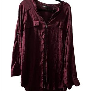 ROCK & REPUBLIC ZIPPER BLOUSE
